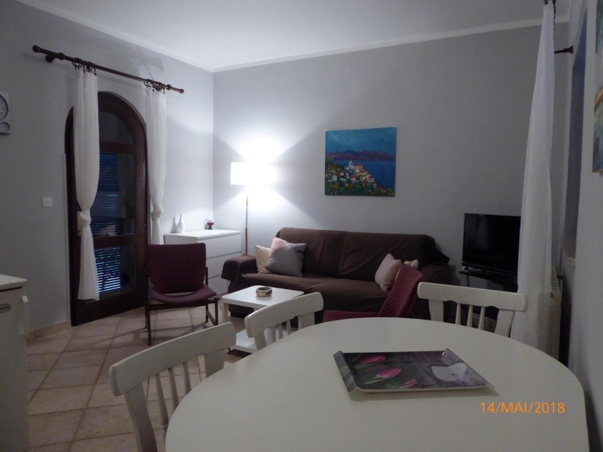 Apartmani Dubasnica Malinska Extérieur photo