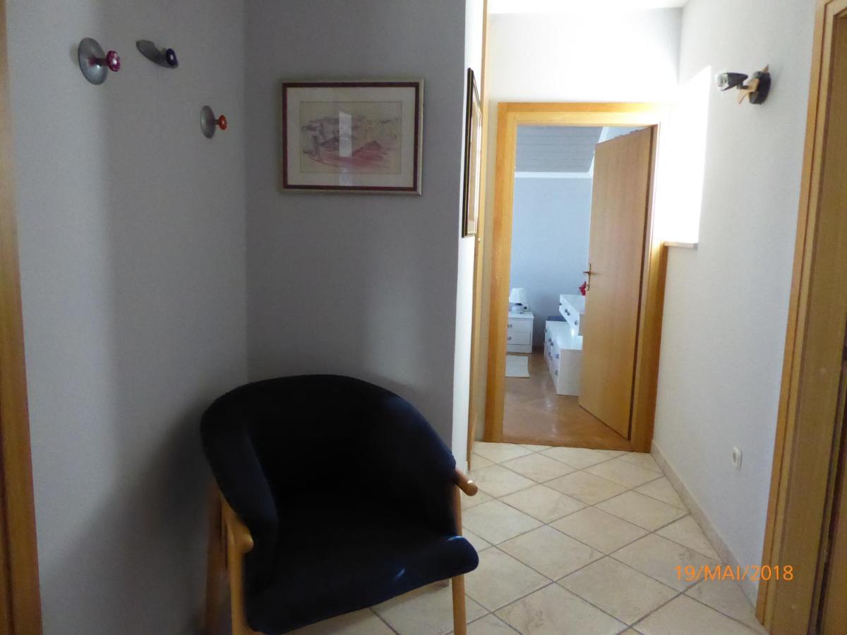 Apartmani Dubasnica Malinska Extérieur photo